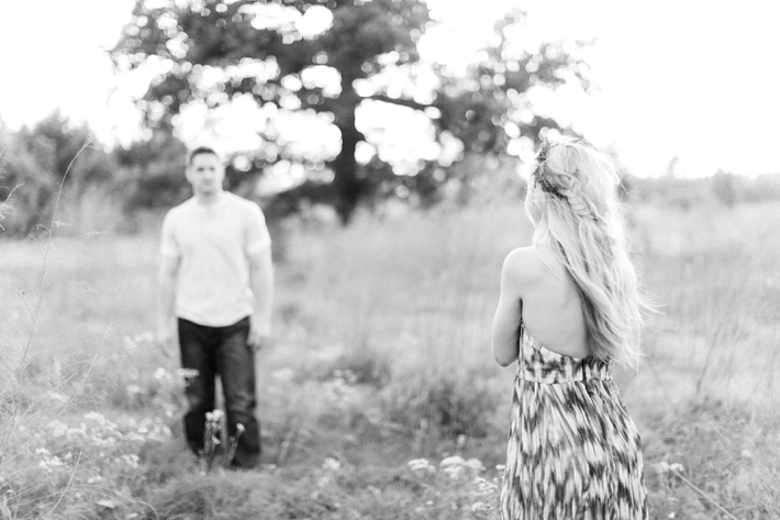 Engagements // Mustard Seed Photography // www.mustardseedphoto.com